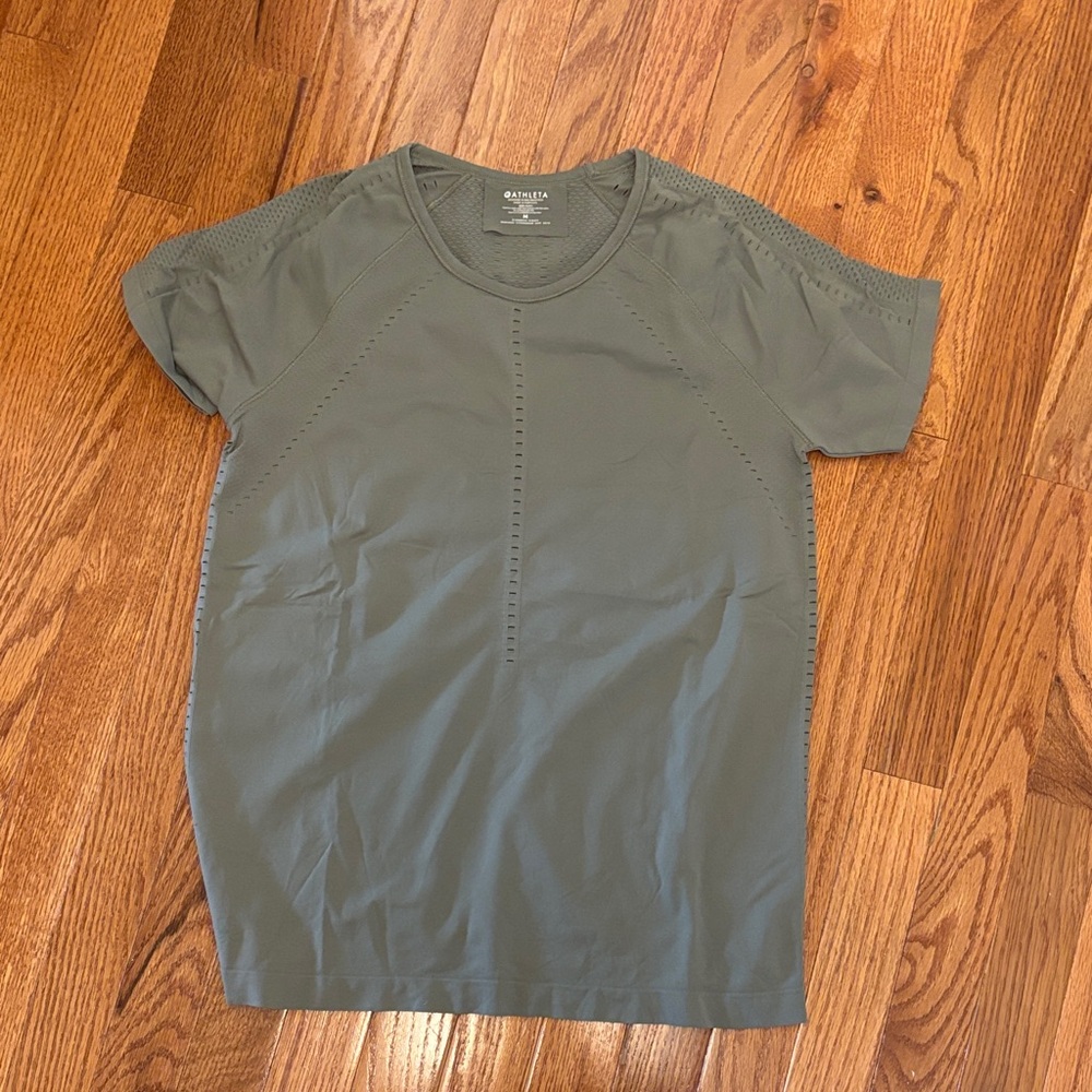 Athleta Sage Green Performance Tee
